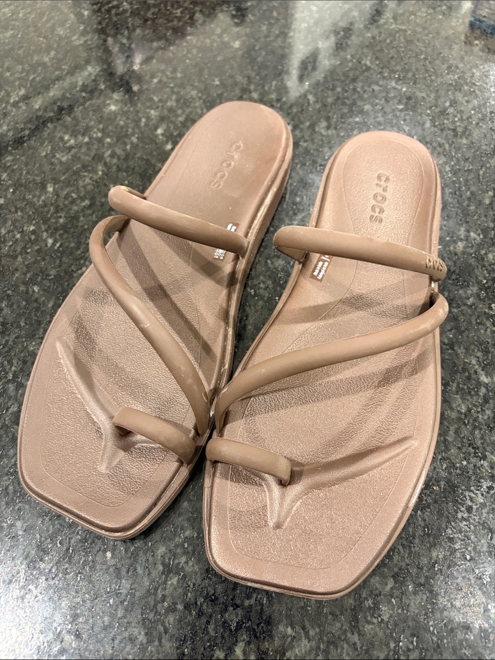 CROCS Women’s Brown Strappy Toe-Loop Sandals